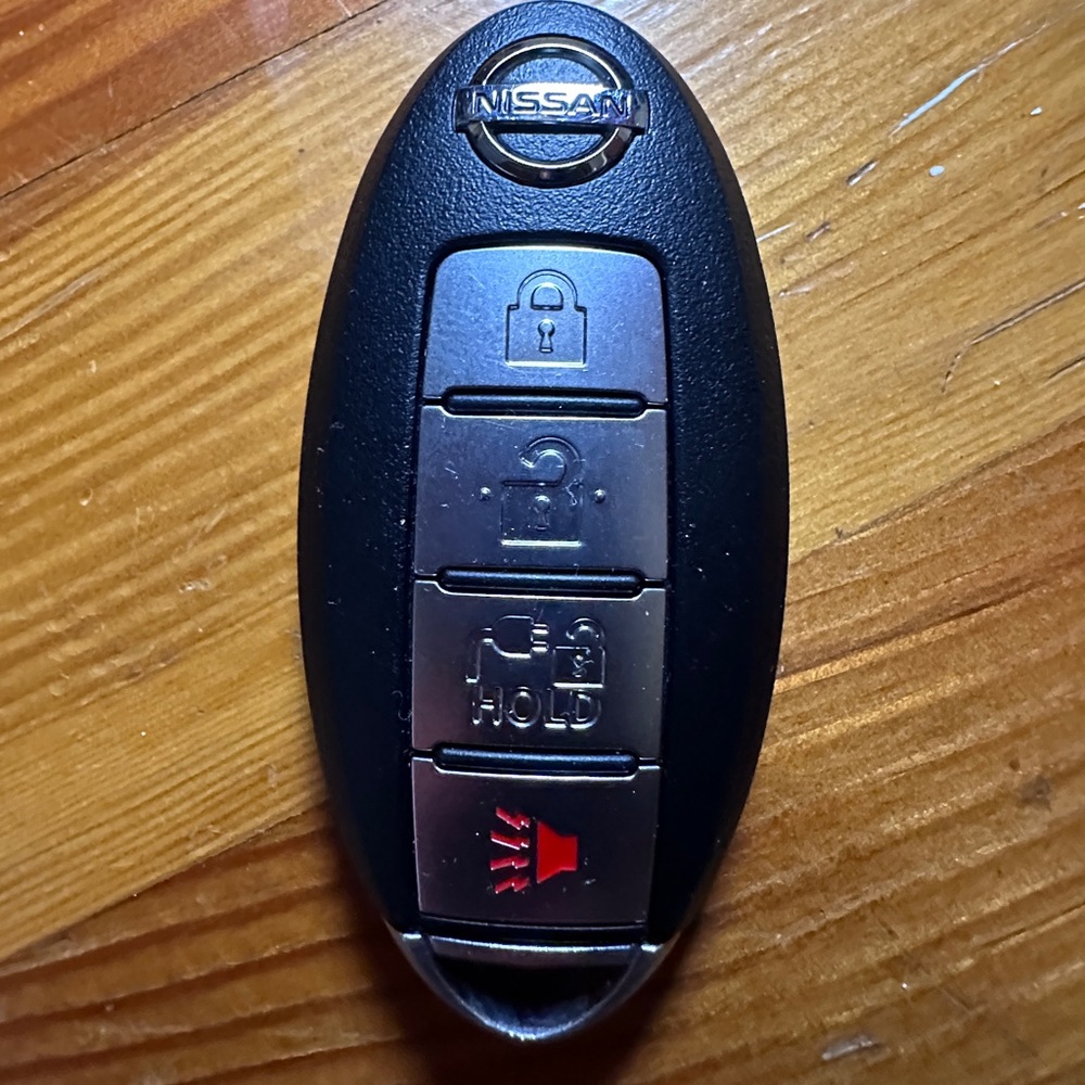 Programmable Nissan vehicle key fob